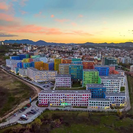 Modern Apartment In Tirana Exterior photo